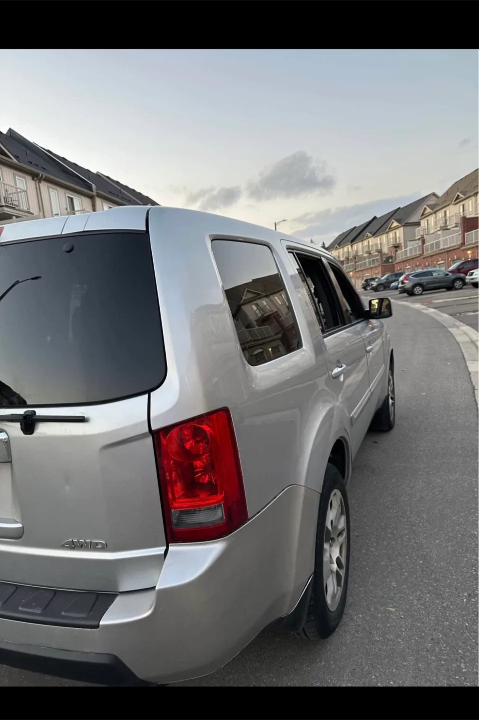 2012 Honda Pilot SUV image indicator(8)