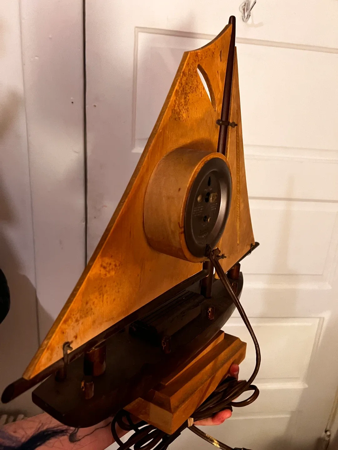 Vintage sailboat clock image indicator(2)