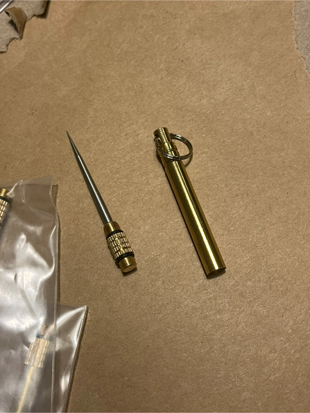 Discreet self defence/safety titanium “Toothpick” with keyring.