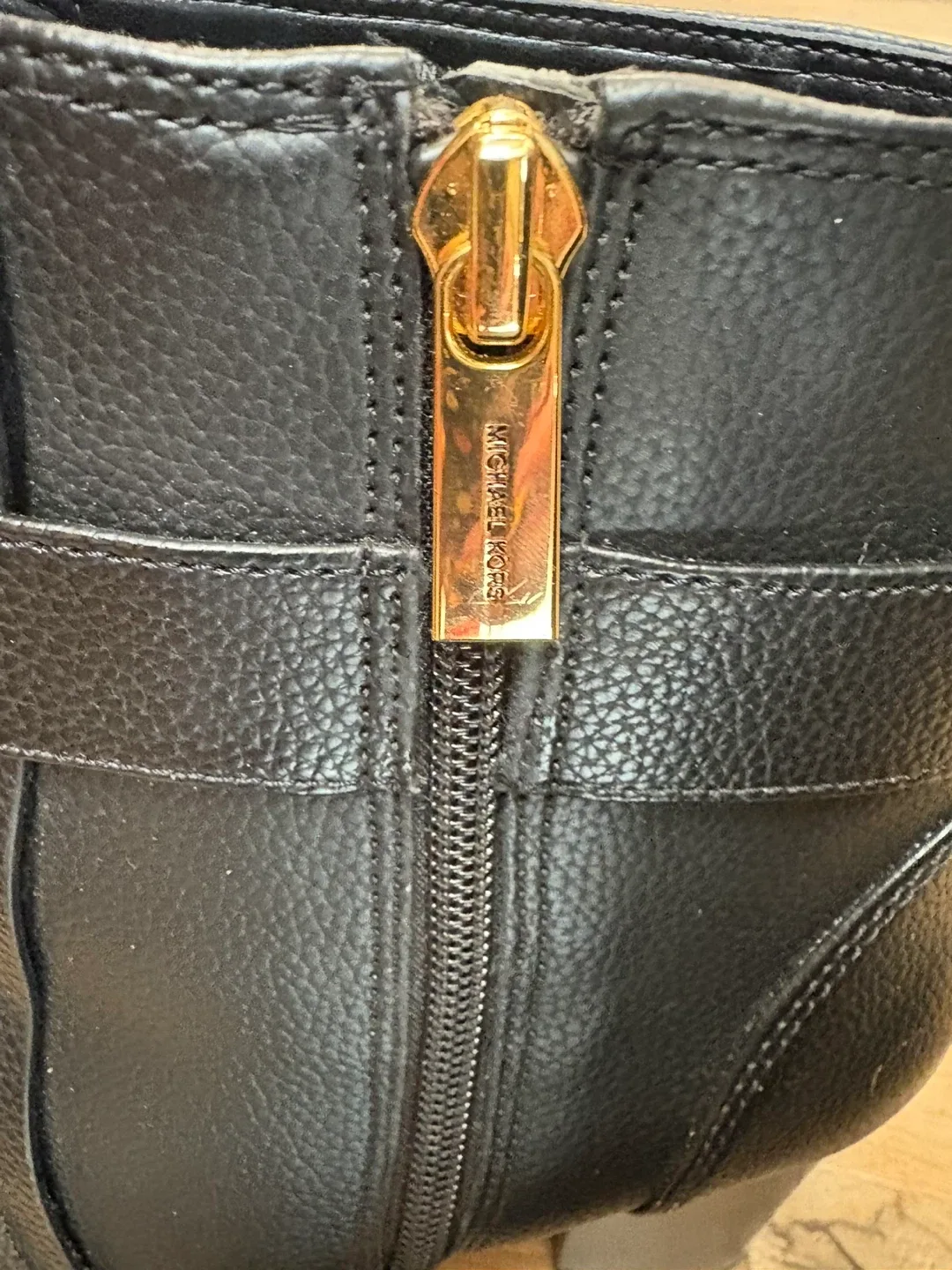 Michael Kors Black Leather Ankle Boots image indicator(7)