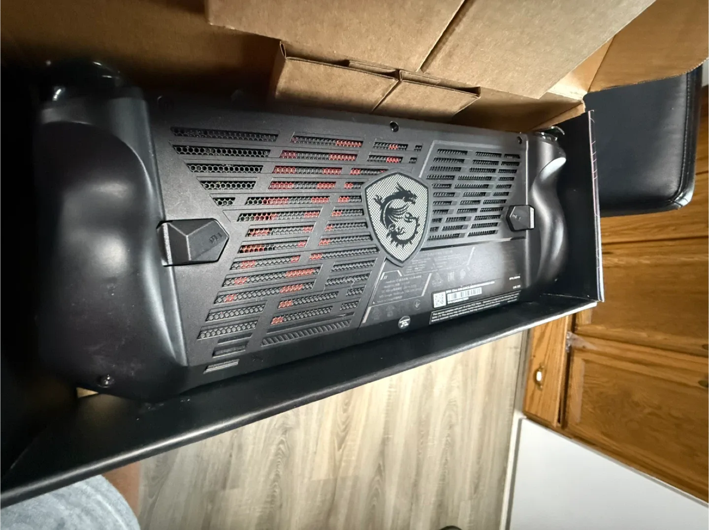 MSI Claw Handheld Gaming Console - Like New! image indicator(2)