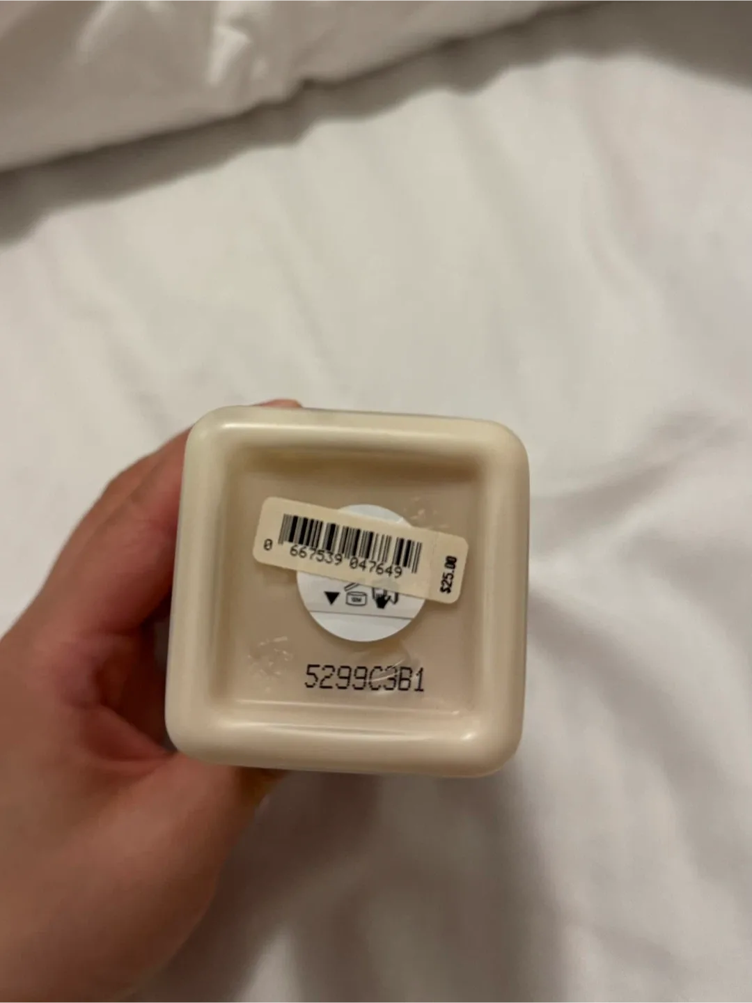 New Victoria's Secret Winter Bombshell Lotion image indicator(2)