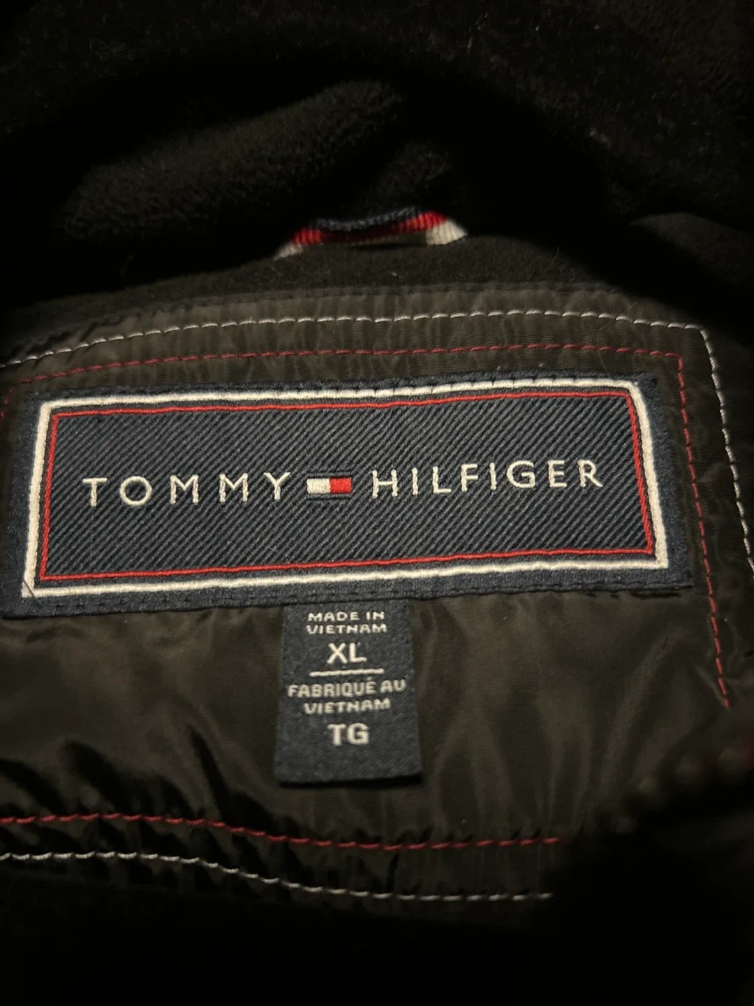 Tommy Hilfiger Black Puffer Jacket - XL image indicator(2)