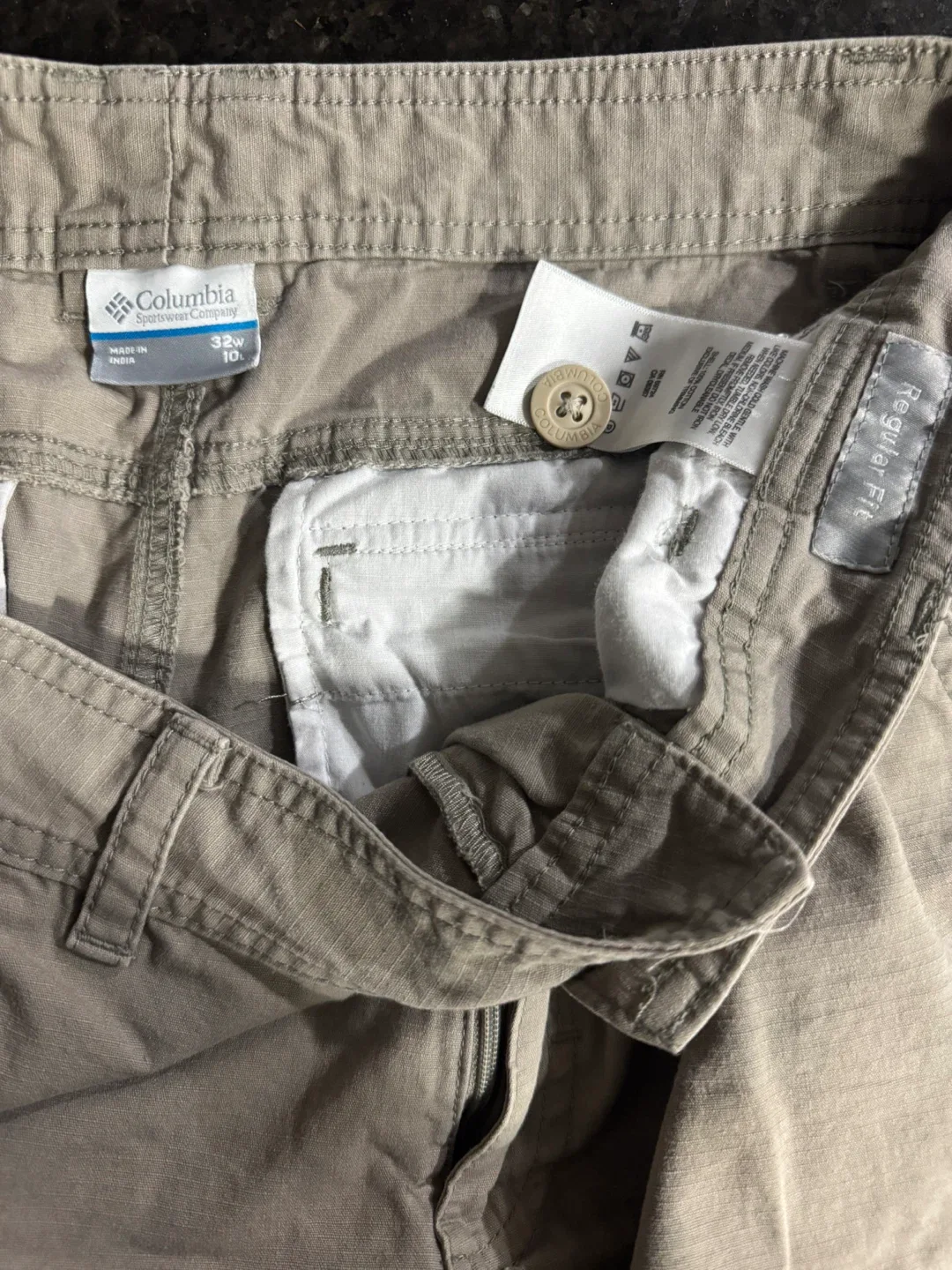 Mens Columbia Sportswear 32W Cargo Shorts image indicator(3)