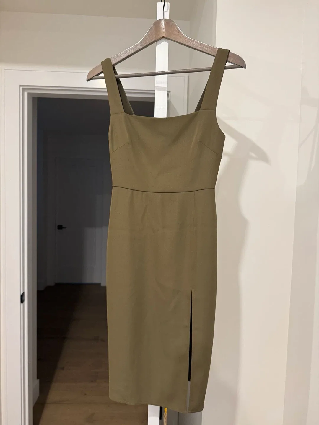 Babaton Dress, Size 00, Olive Green thumbnail