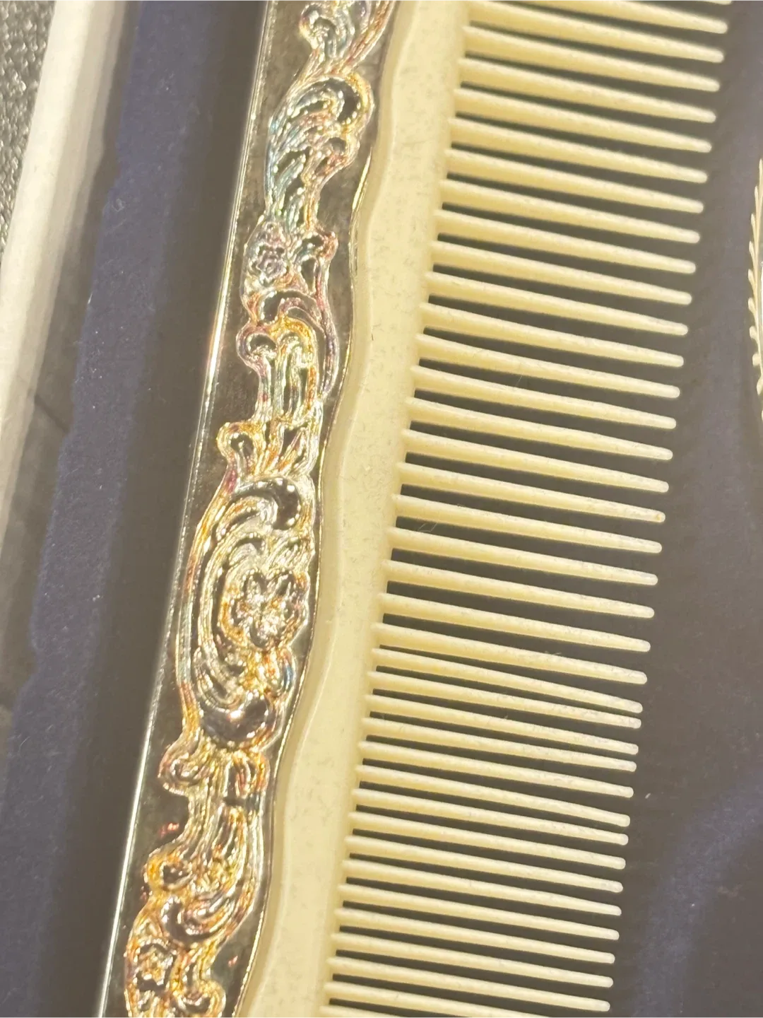 Silverplated Dresser Set - Elegance Silverplate image indicator(9)