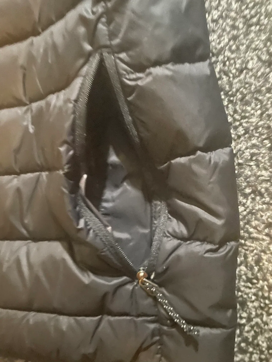 Eddie Bauer Black Down Vest image indicator(3)