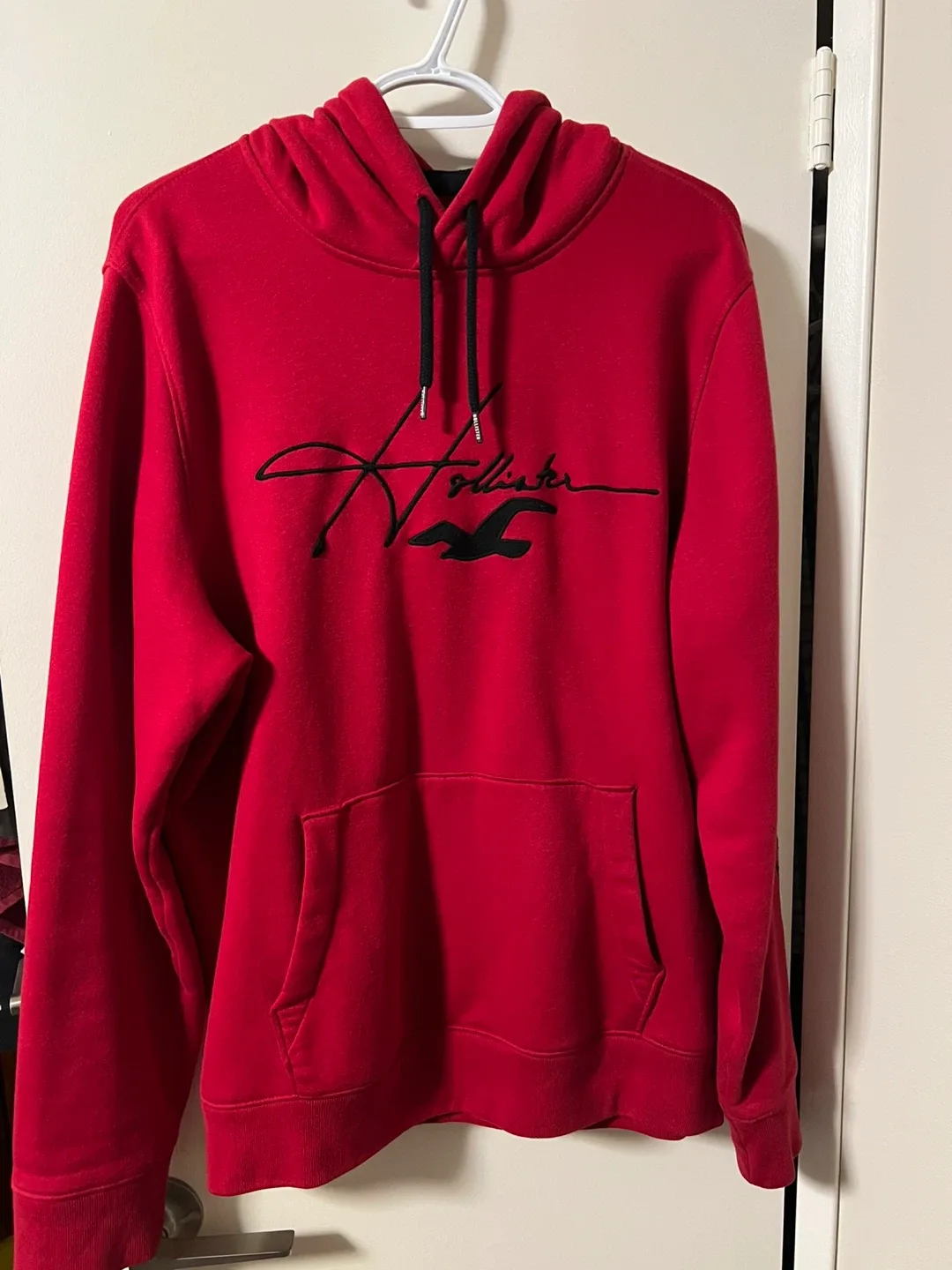 Hollister sweaters image indicator(2)