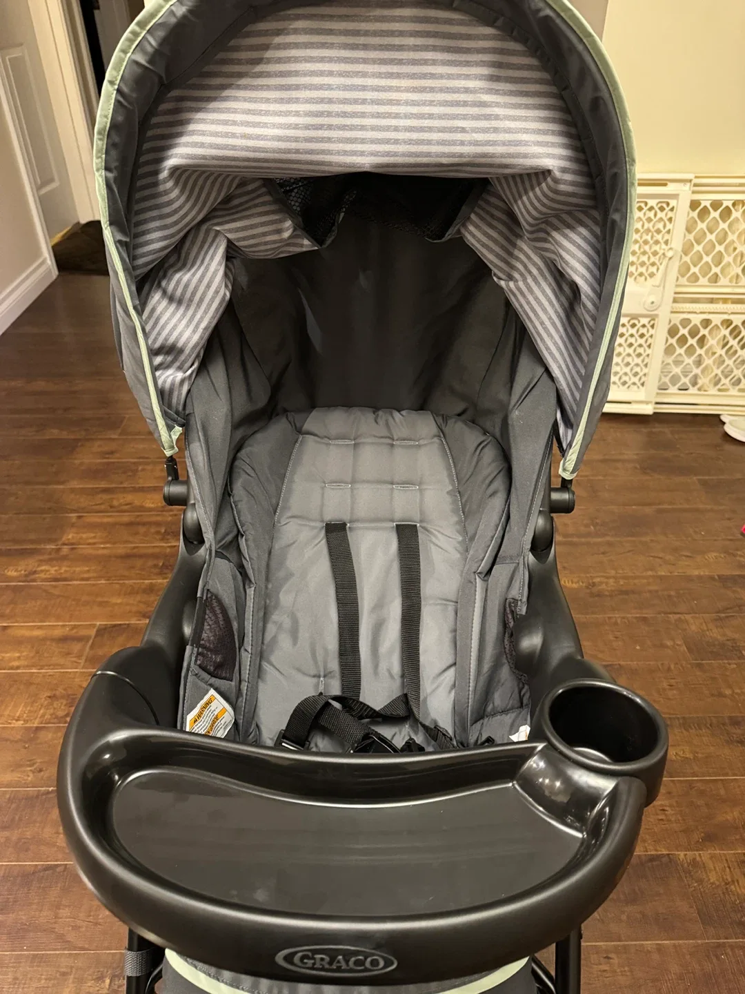 Graco Stroller with Car Seat , base for seat and Stroller image indicator(2)