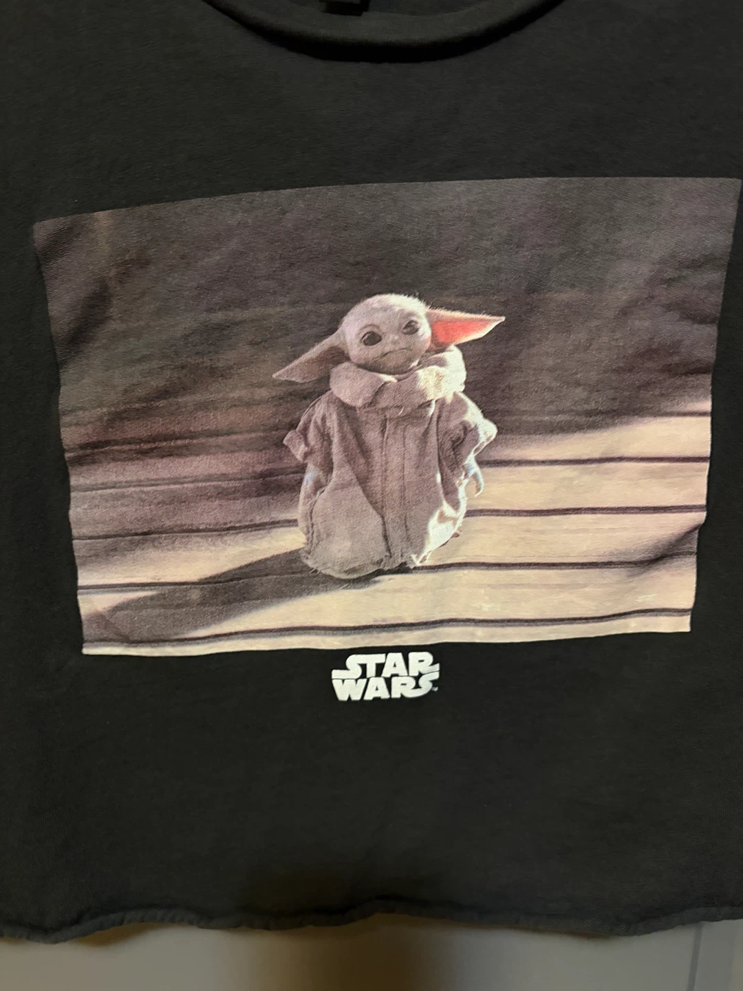 H&M Divided Star Wars Baby Yoda Crop Top - Size S - photo 5