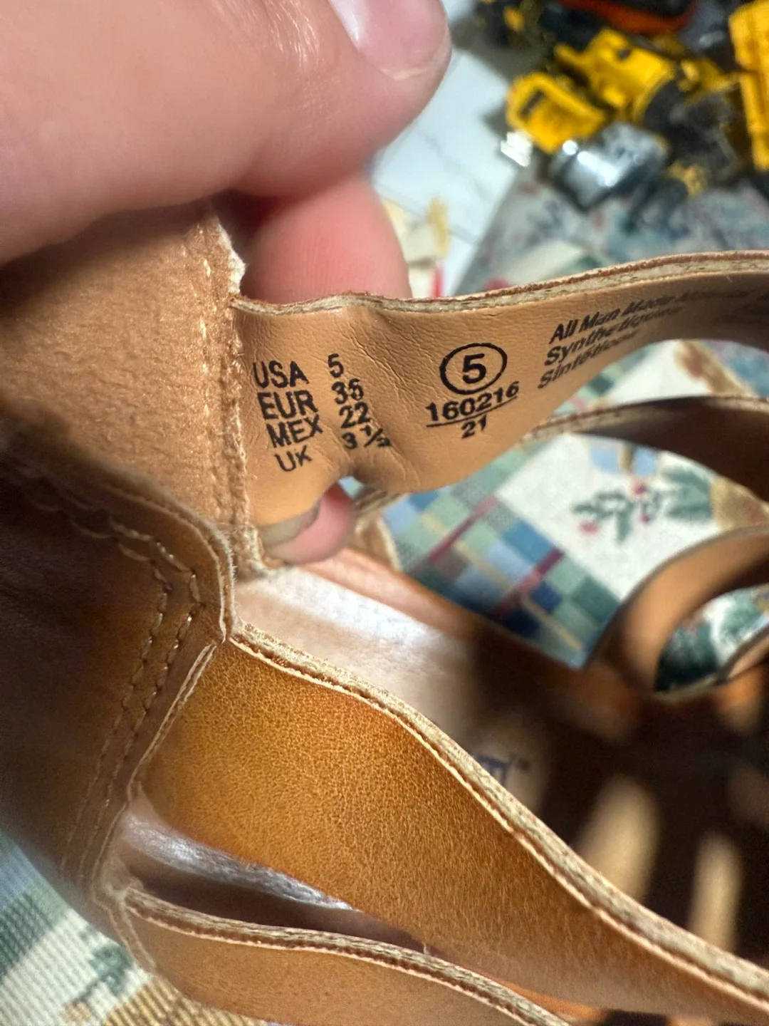 Size 5 Tan Gladiator Style Heels image indicator(3)