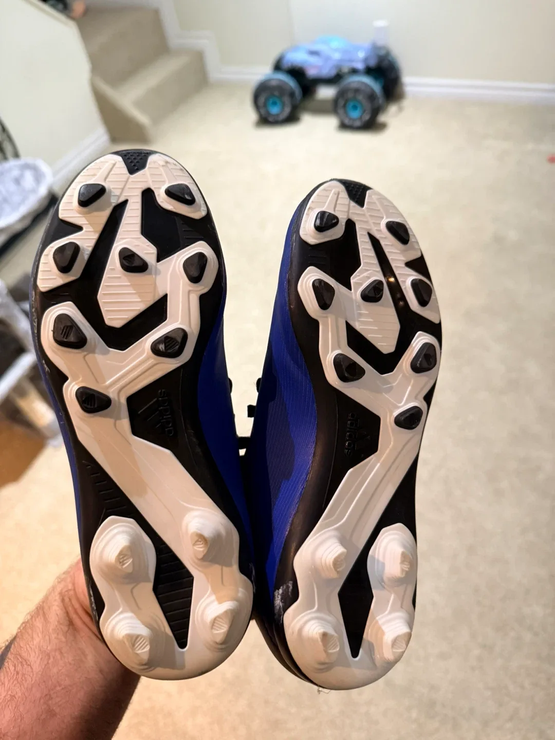 New soccer cleats image indicator(2)
