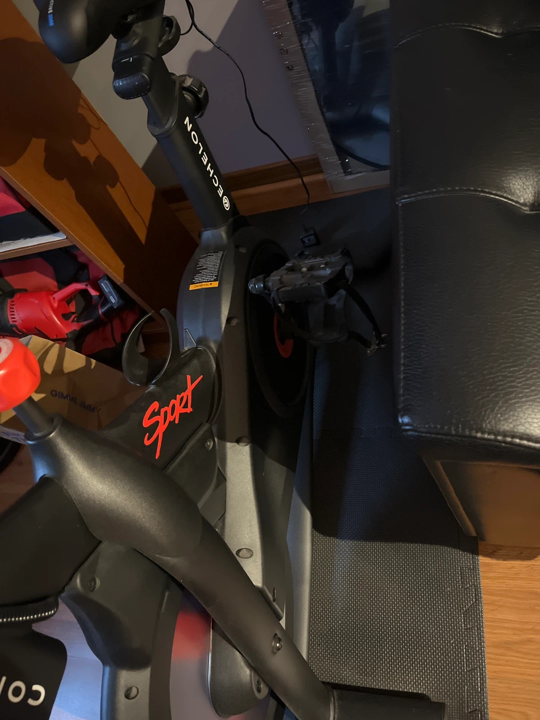 Moving sale-Echelon Connect Sport Indoor Cycling Bike - photo 3
