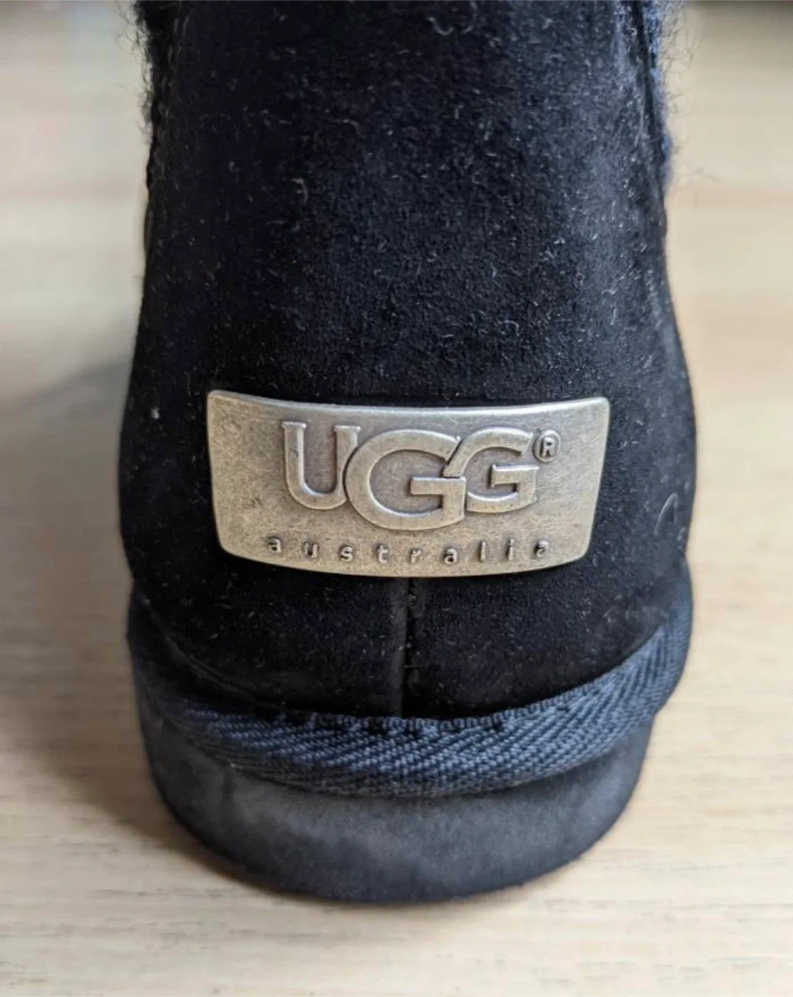 UGG Australia Lashawna-92 Suburb Crochet Boots - Size 9 image indicator(3)