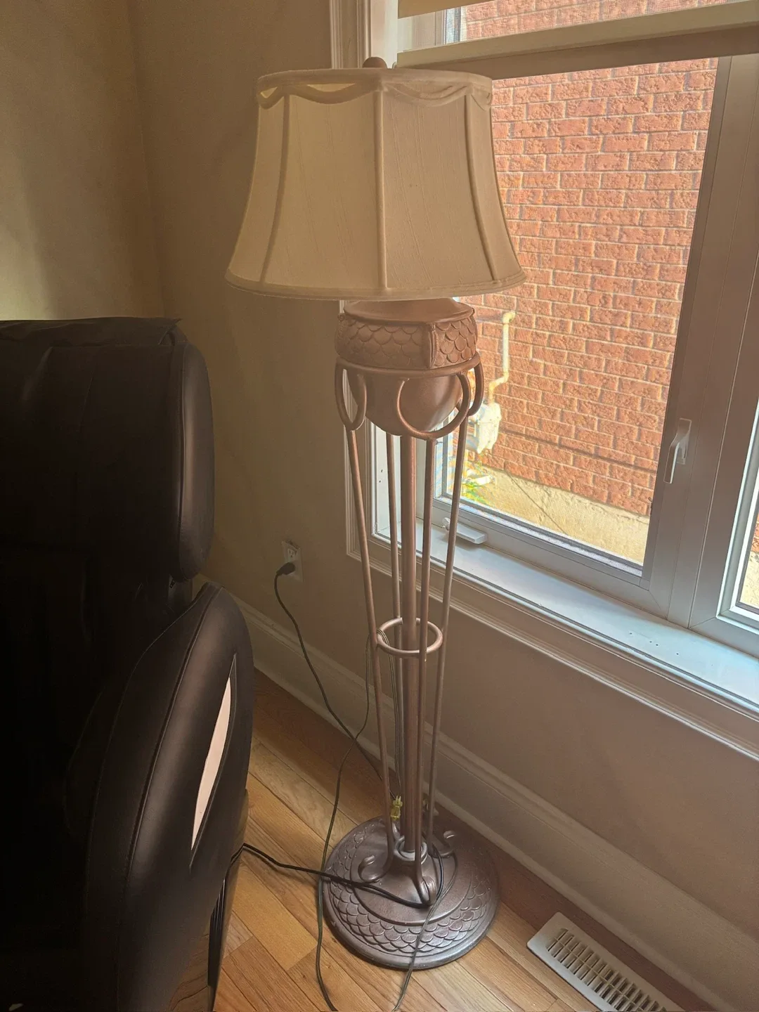 Assorted Lamps image indicator(3)