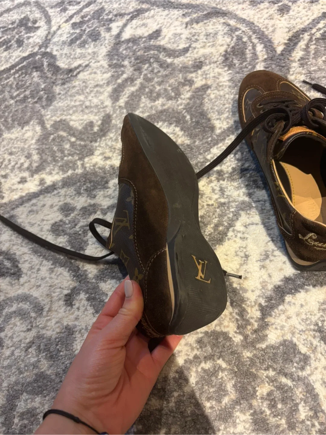 Louis Vuitton Brown Suede Sneakers Size 6.5 image indicator(2)