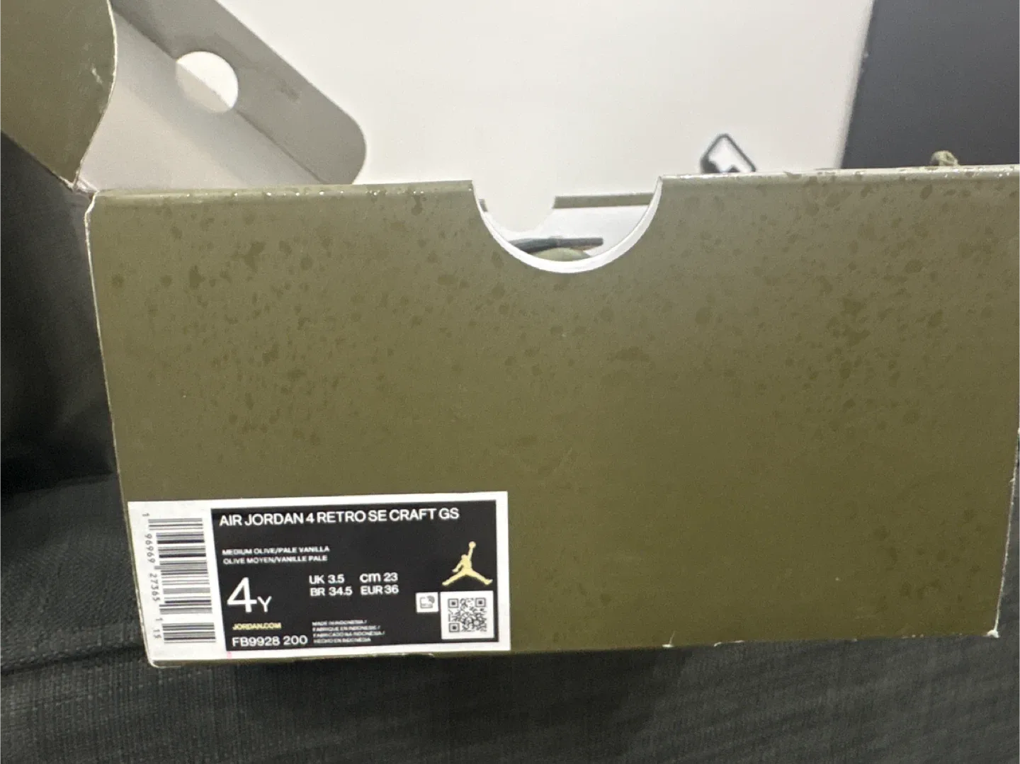 Air Jordan 4 Retro SE Craft GS - Size 4Y image indicator(2)