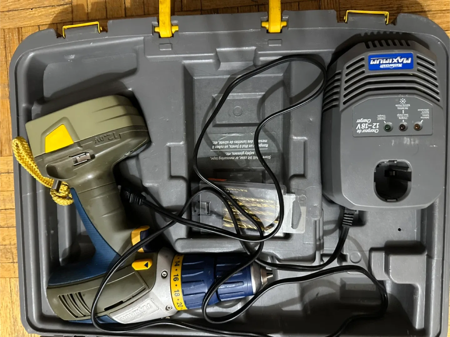 Maximum 12-18V Charger and Power Drill image indicator(3)