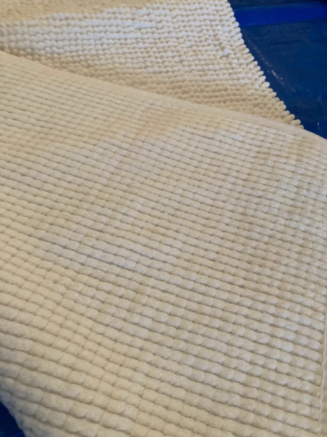 White washroom floor mat image indicator(3)