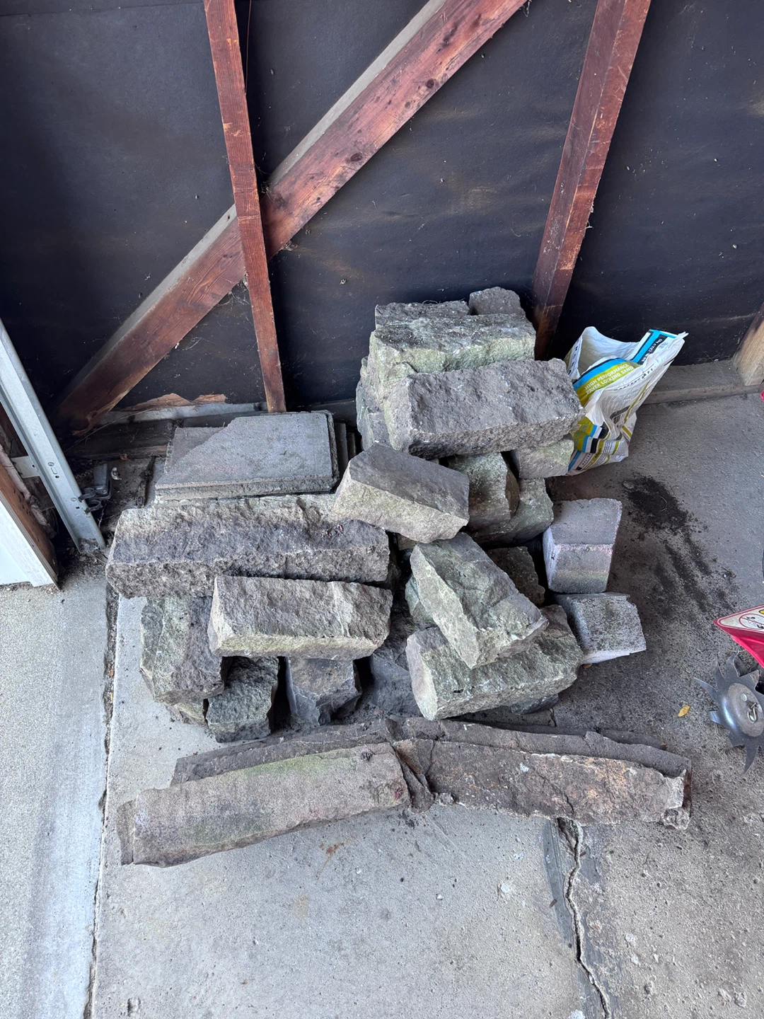 Used Garden Pavers/Stones - photo 5