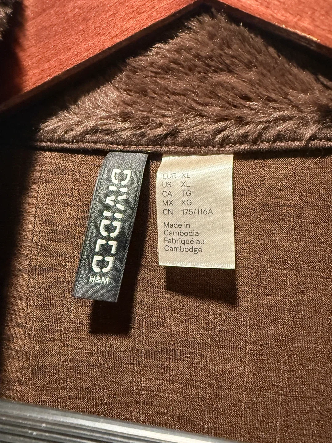 H&M Divided Brown XL zipper sweater image indicator(2)