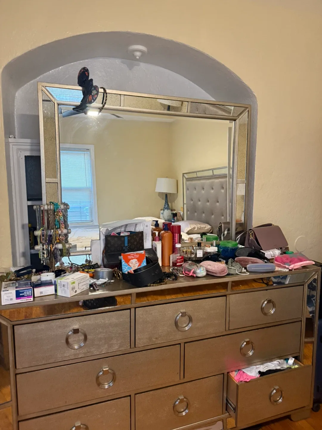 Mirrored Dresser and Headboard Set image indicator(3)