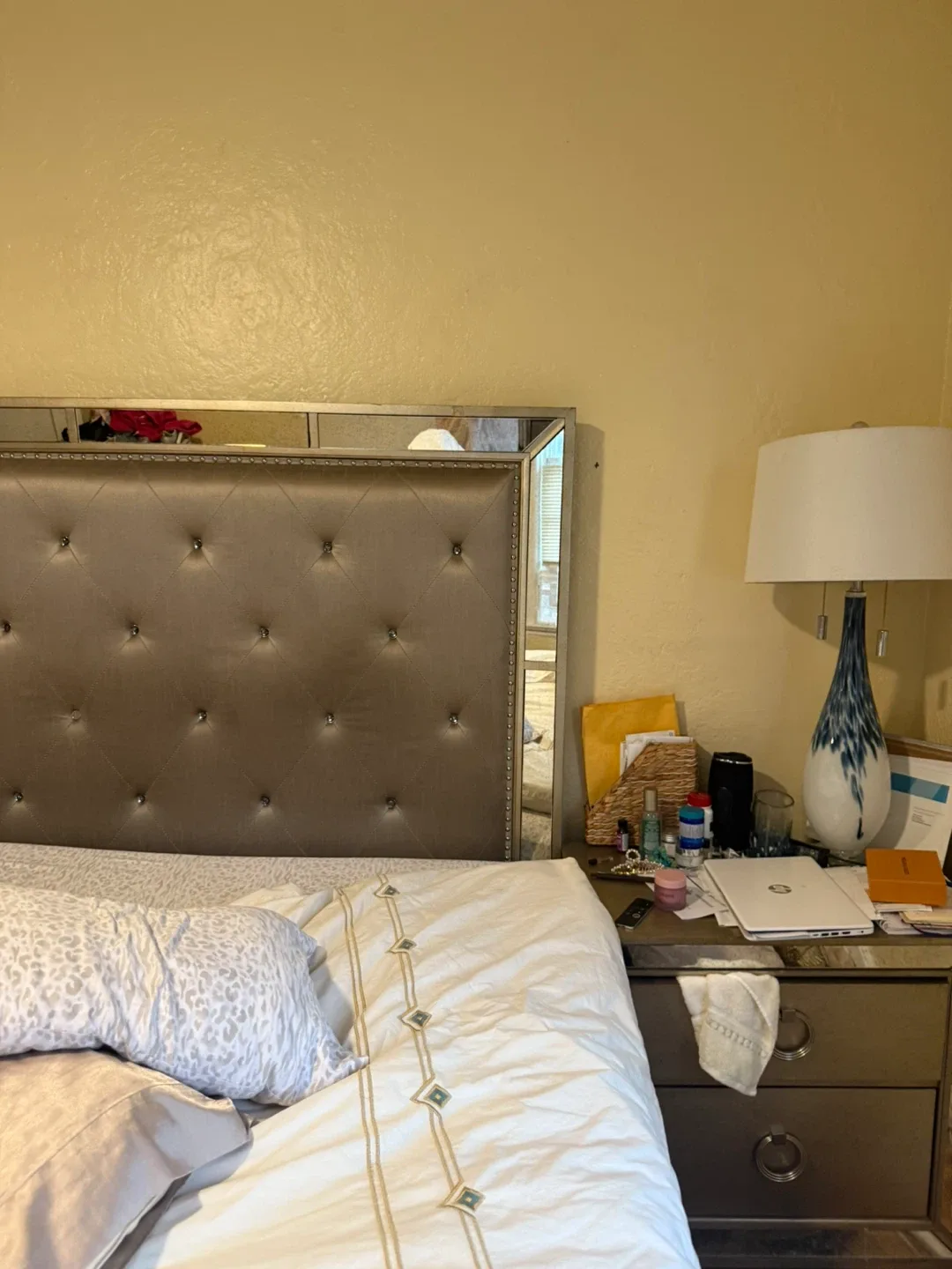 Mirrored Dresser and Headboard Set image indicator(5)