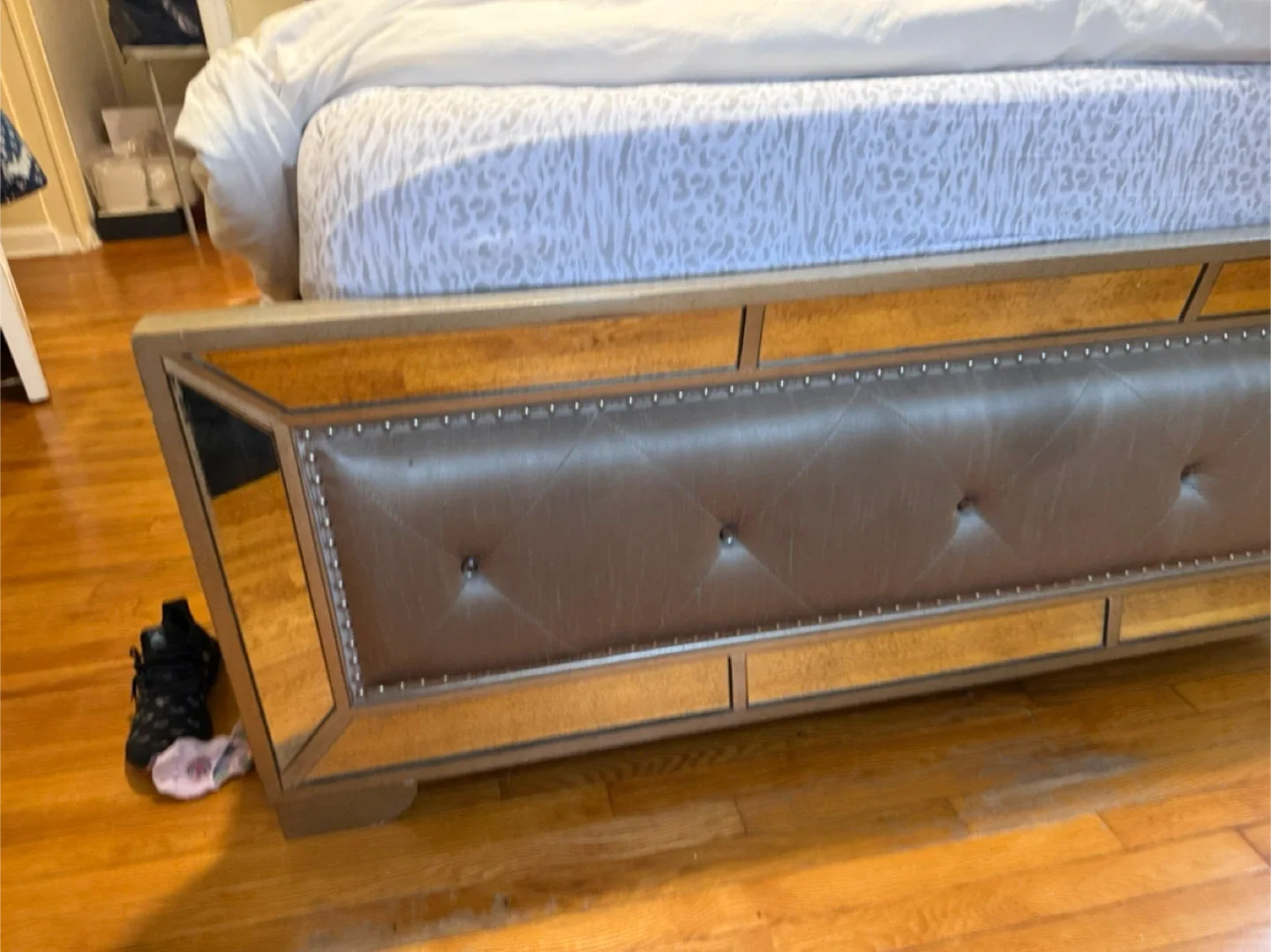 Mirrored Dresser and Headboard Set image indicator(9)