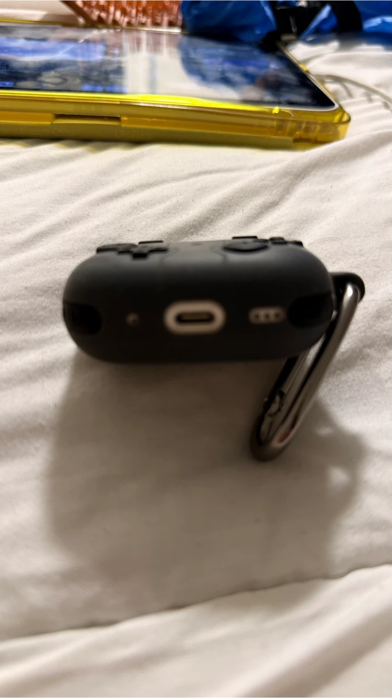 AirPods Pro 2nd Gen with Xbox Controller Case - photo 3