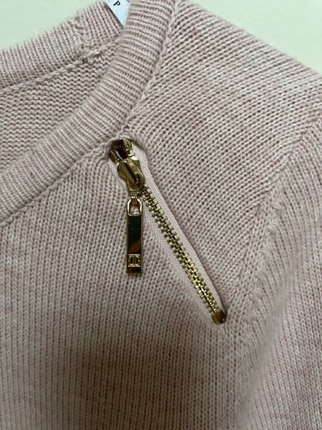 Ivanka Trump Pink Sweater - Size L image indicator(2)