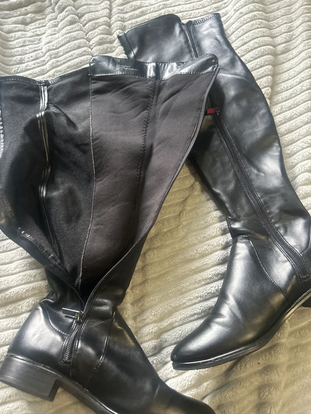 Black Over-the-Knee Boots - Size 7 image indicator(3)