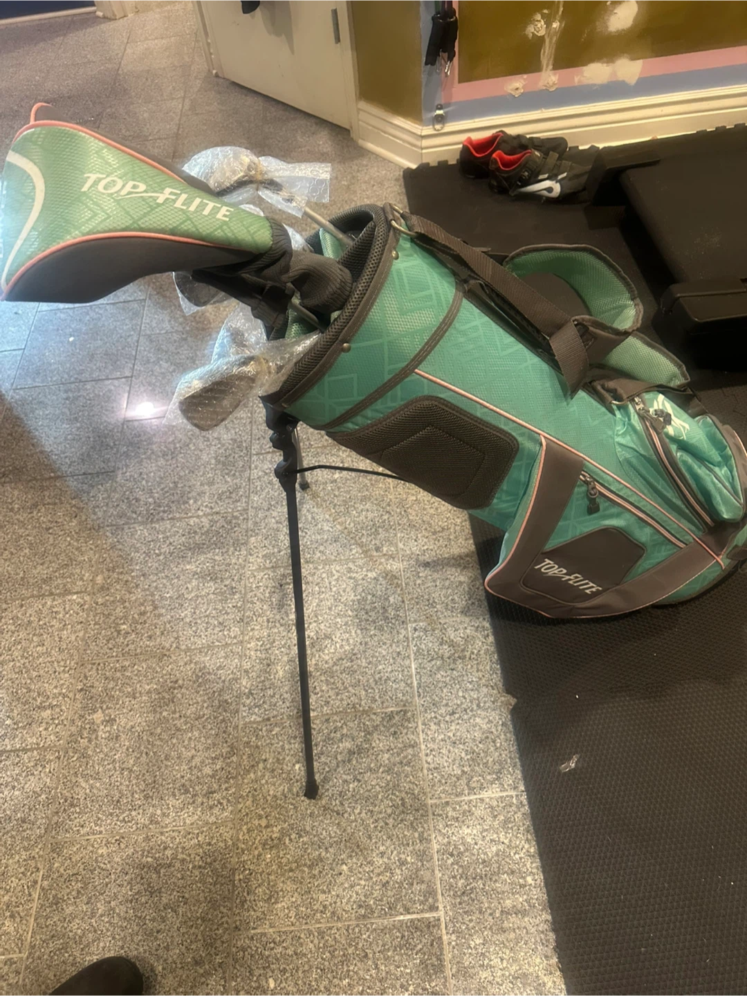 Top Flite Golf Club Set with Bag