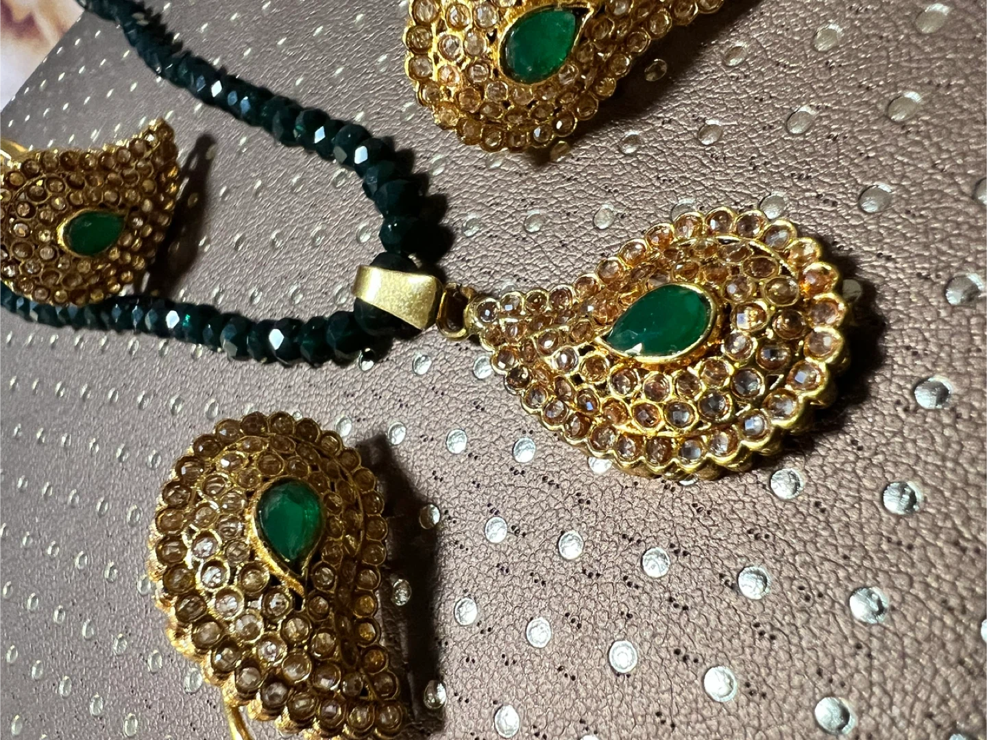Gold Plated Jewellery Set - photo 2