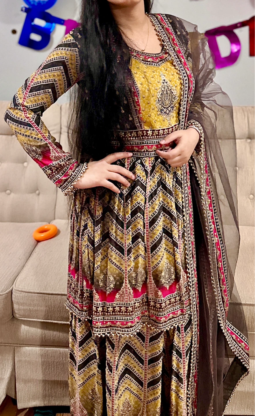 Women's Ethnic Dress - photo 2