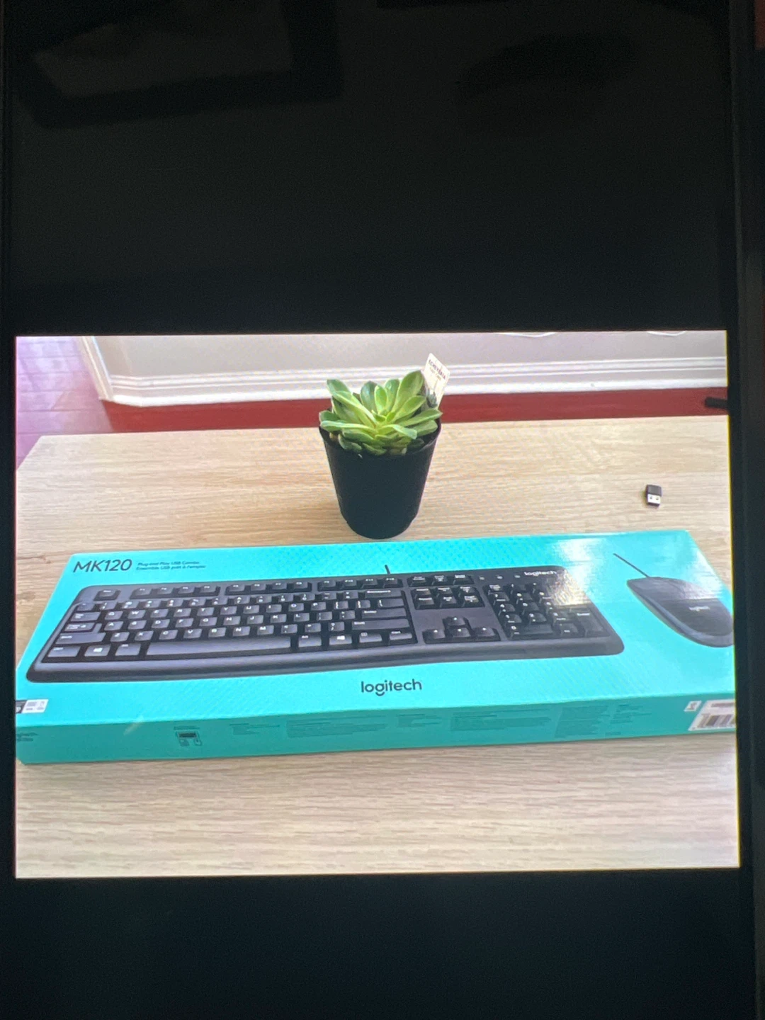 Logitech MK120 Keyboard and Mouse Combo - New