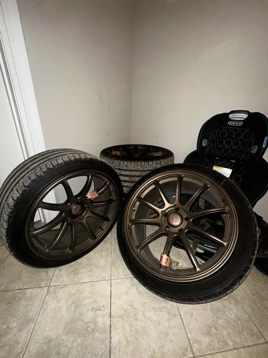 Bronze Superspeed Rims with Tires image indicator(2)