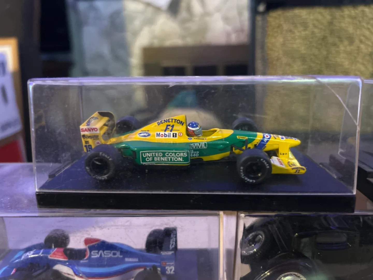 Bugatti & Cadillac Diecast Car Models image indicator(5)