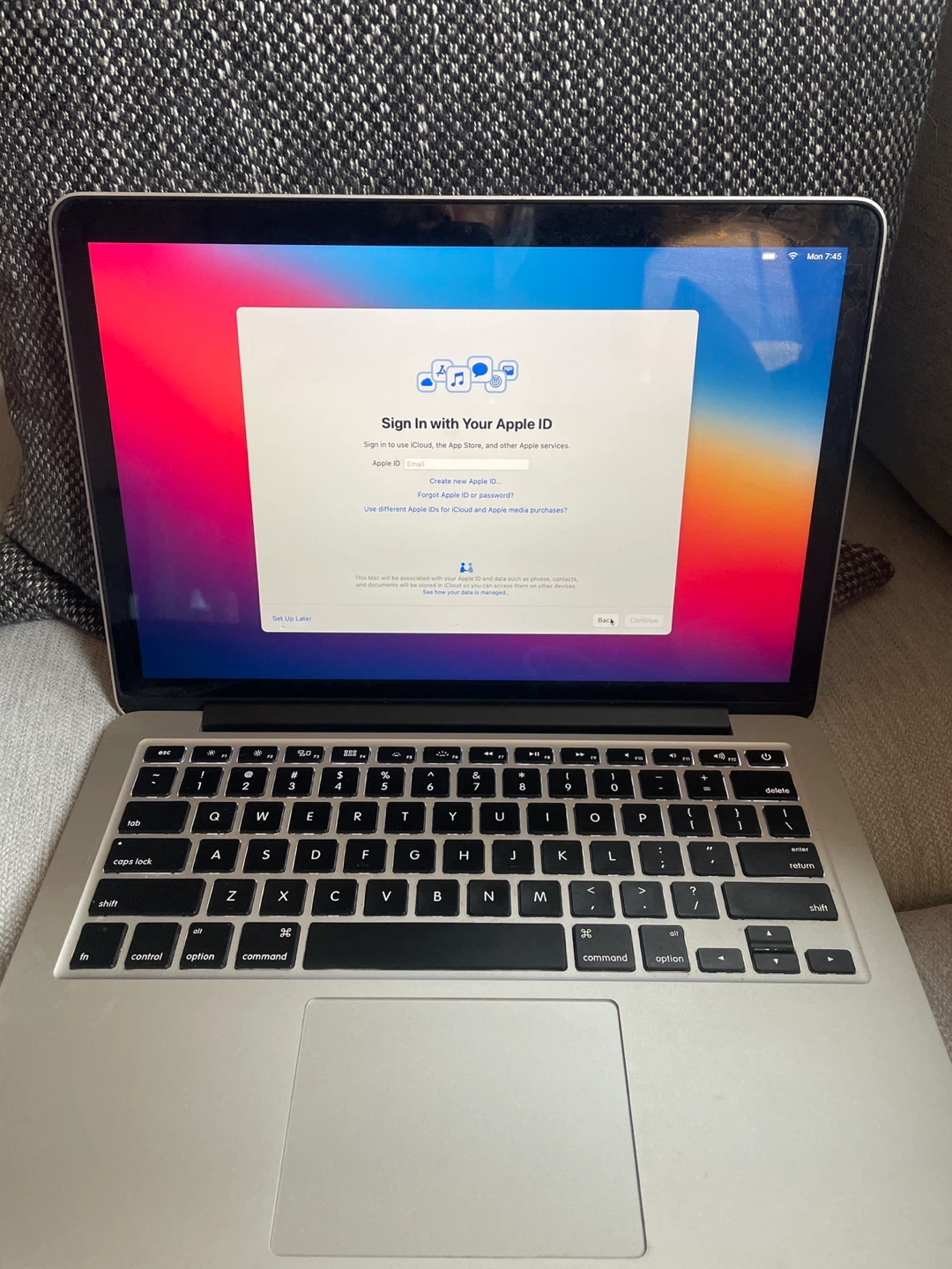 MacBook Pro - photo 2