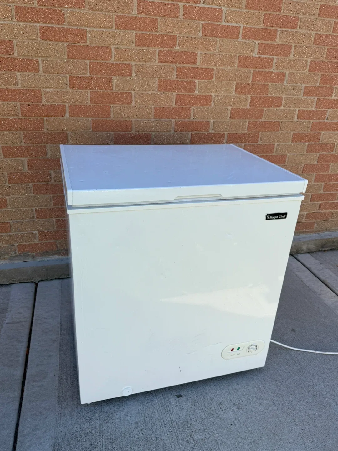 Magic Chef Chest Freezer - White thumbnail