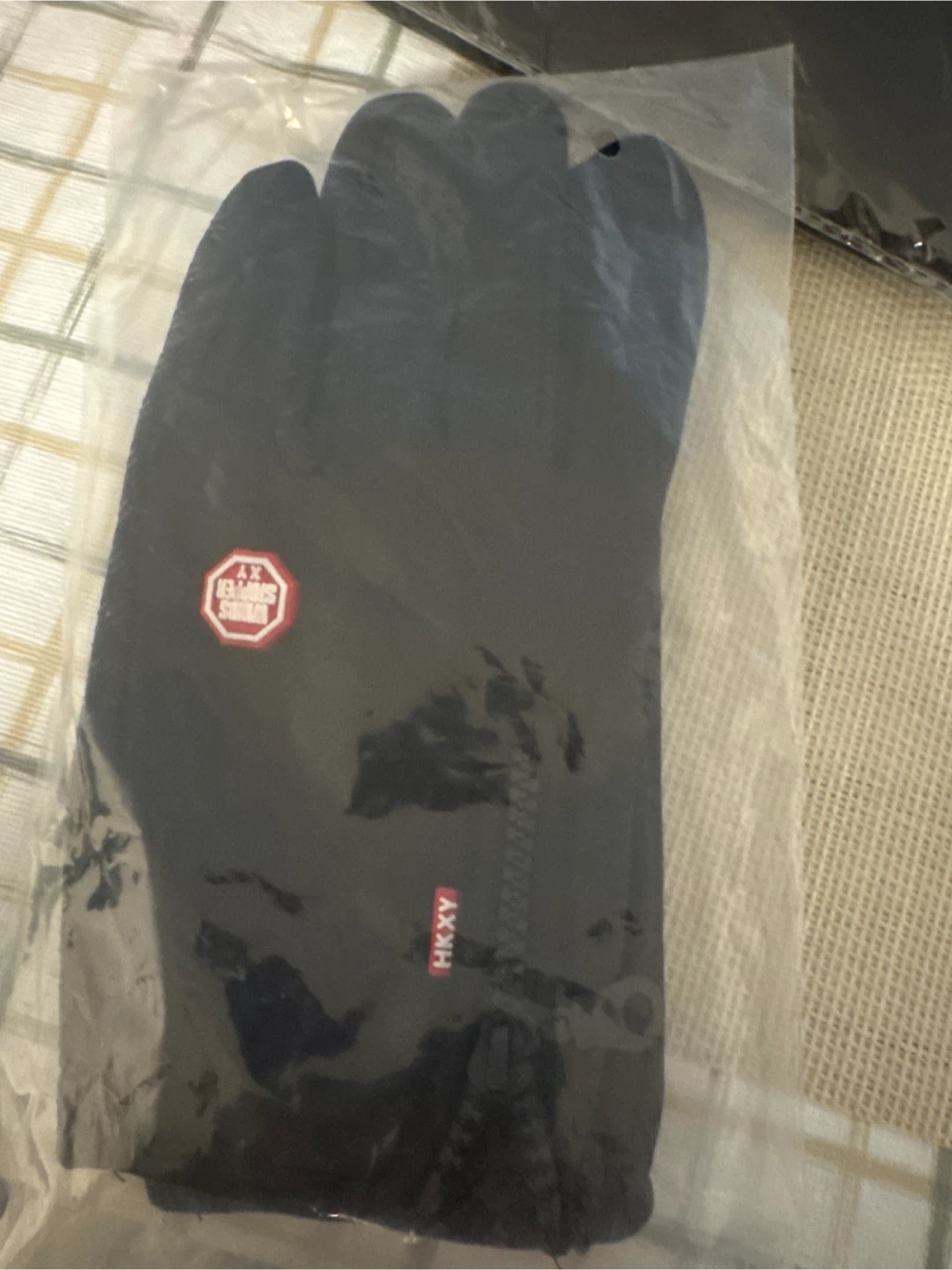 New HKXY Black Winter Gloves - photo 2