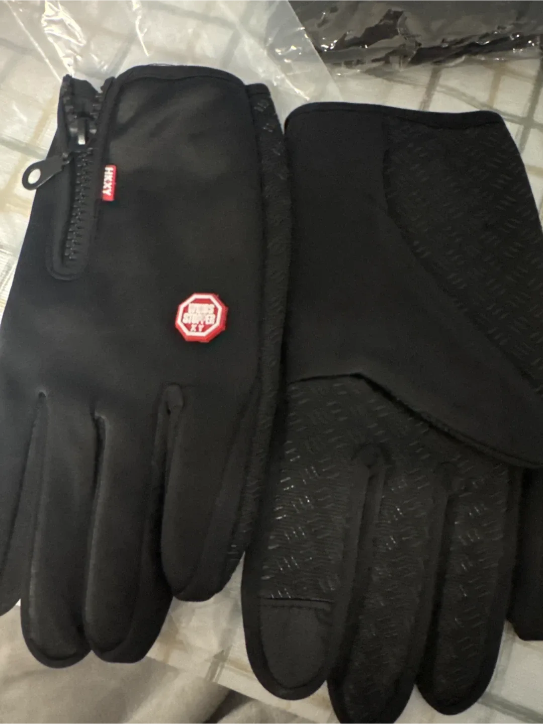 New HKXY Black Winter Gloves