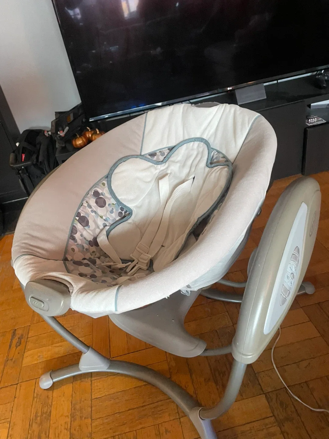 Graco Baby Soothing Vibration swing image indicator(2)