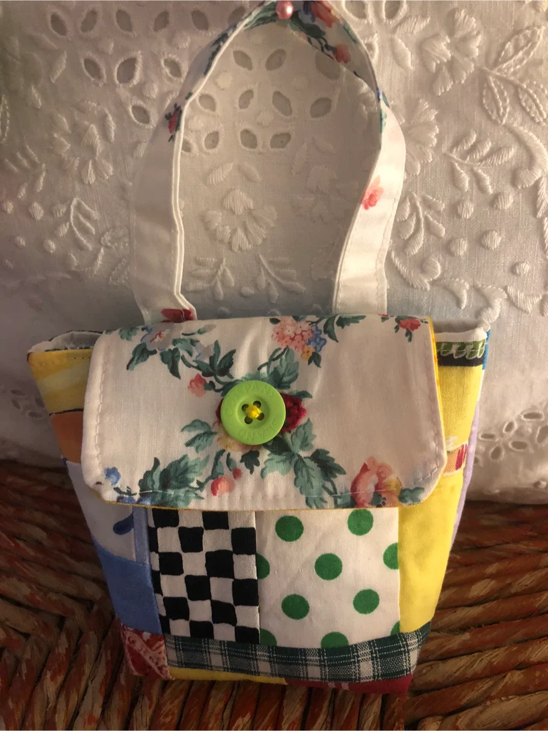 Handmade patchwork Fabric Mini Tote Bag image indicator(6)