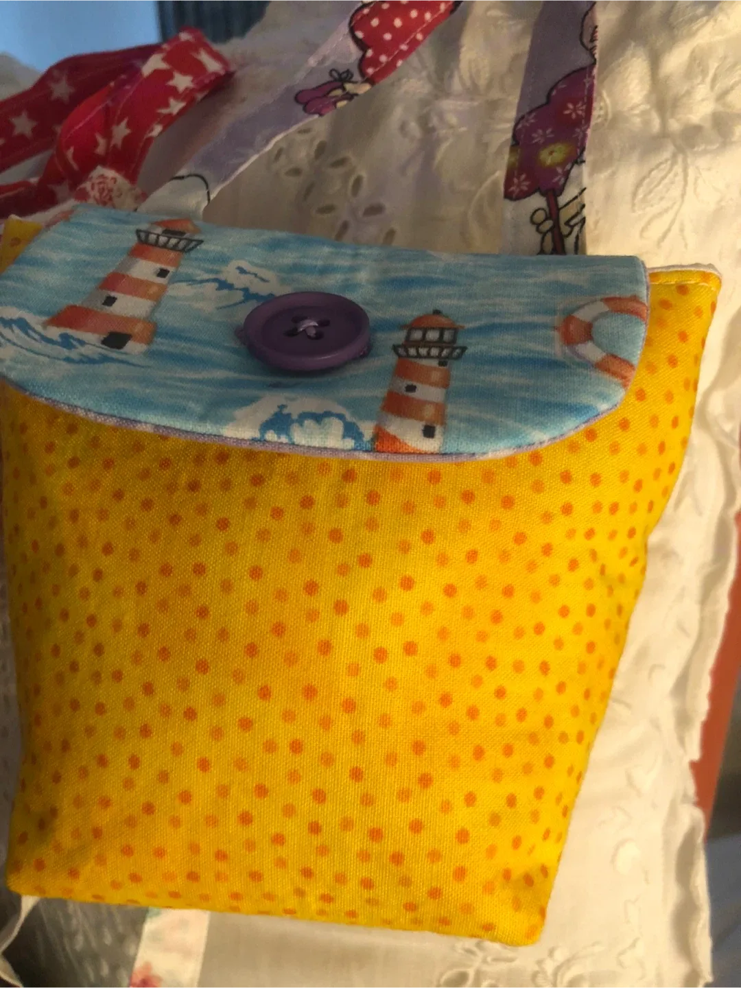 Handmade patchwork Fabric Mini Tote Bag image indicator(9)