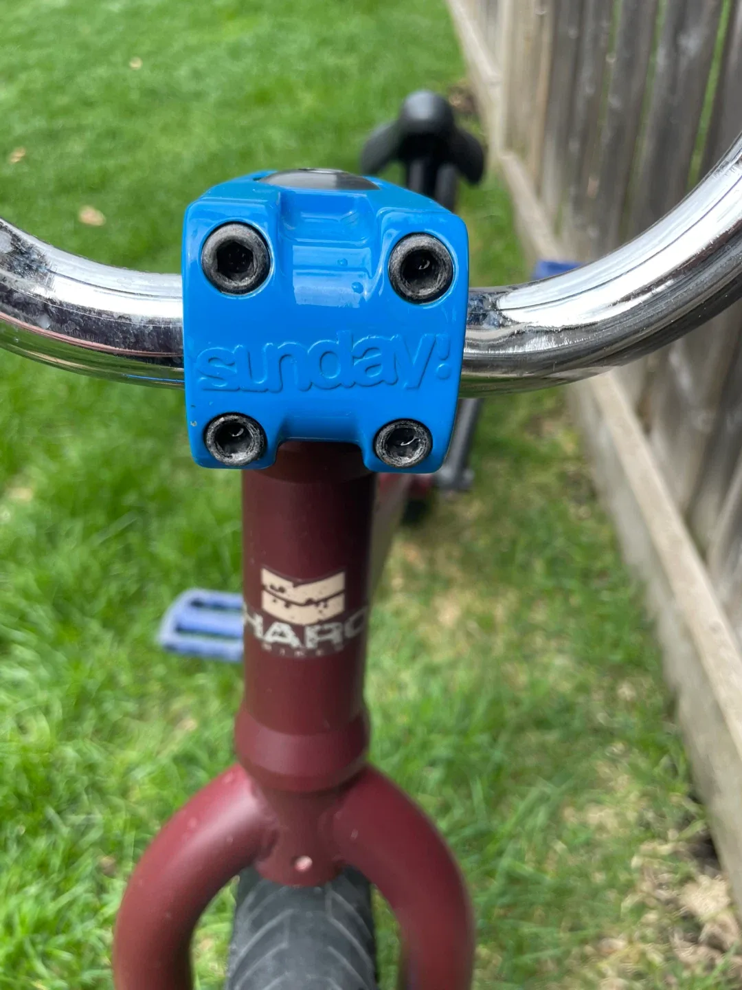 Haro BMX Bike with Sunday Stem & Shadow Conspiracy Chain image indicator(3)