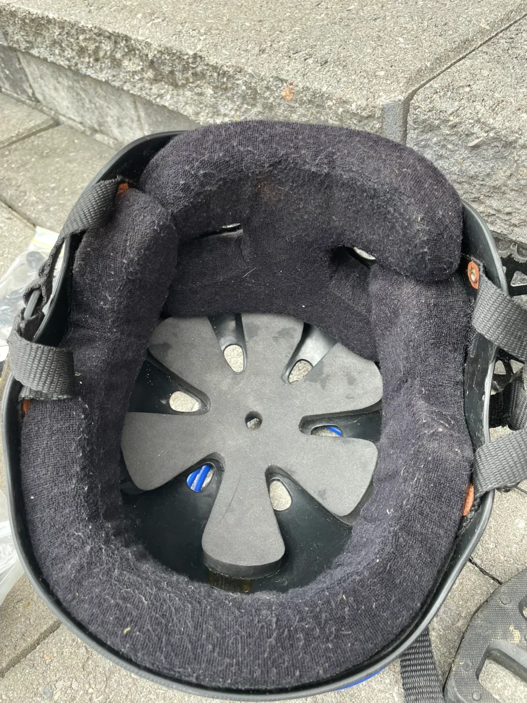 Haro BMX Bike with Sunday Stem & Shadow Conspiracy Chain image indicator(10)