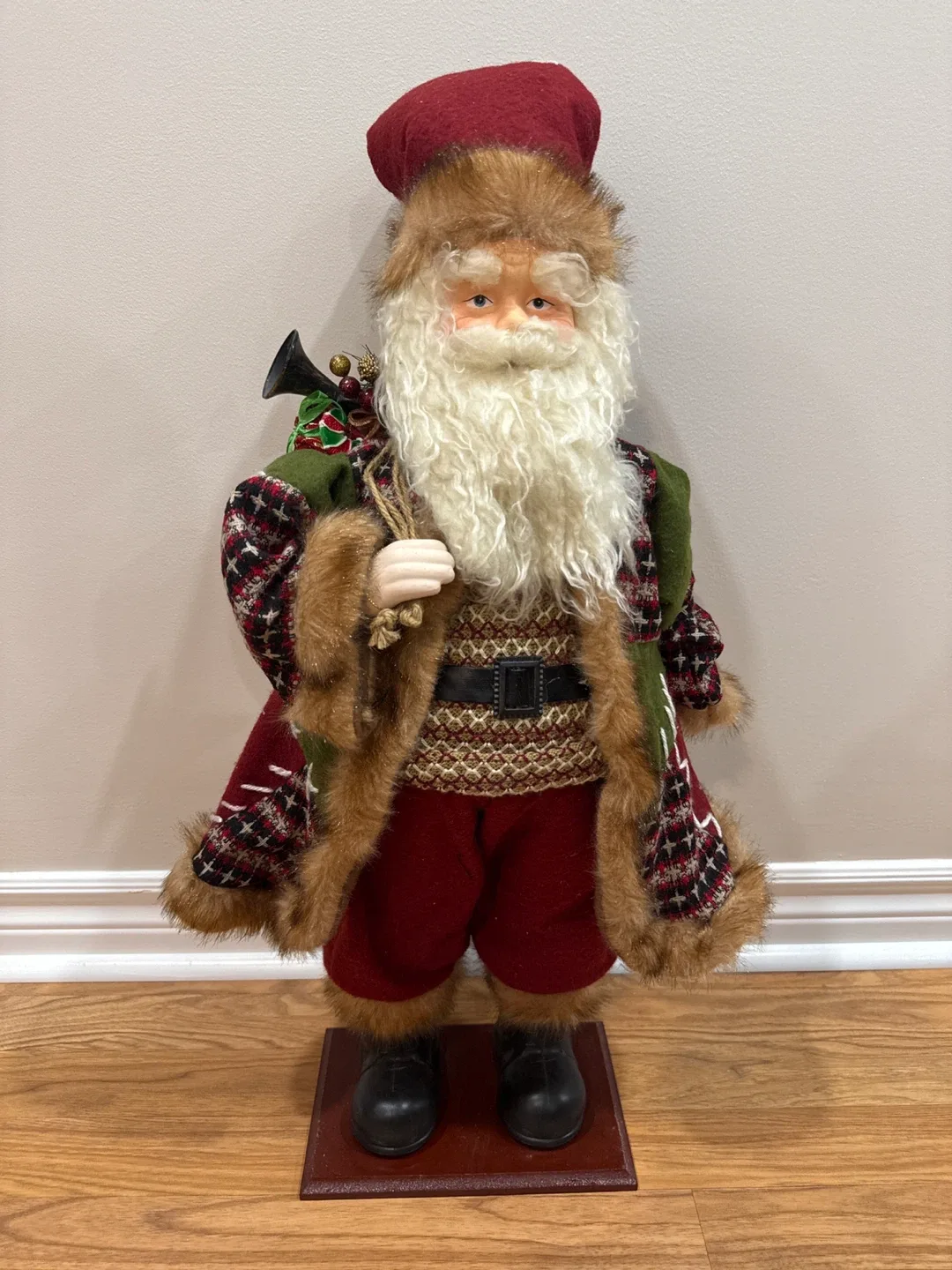 Vintage Santa Claus Figurine approx 3 feet tall