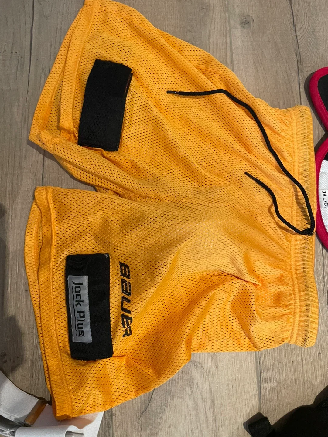 Youth hockey gear image indicator(5)