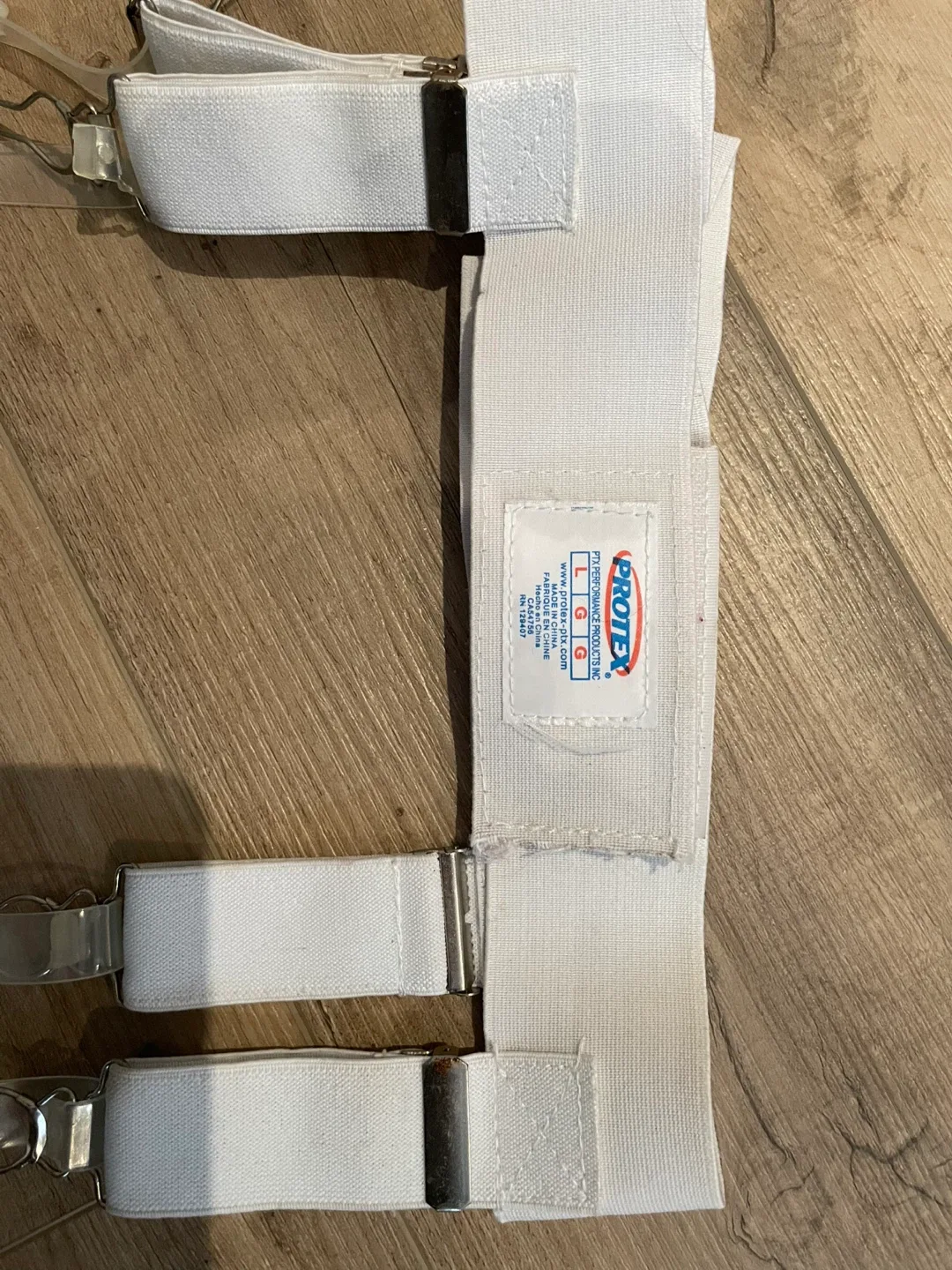 Youth hockey gear image indicator(7)