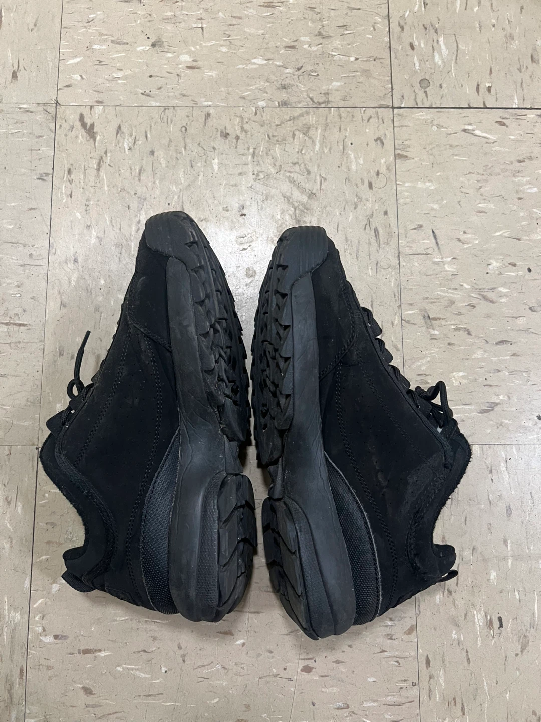 SIZE 9 Platform Filas - photo 2